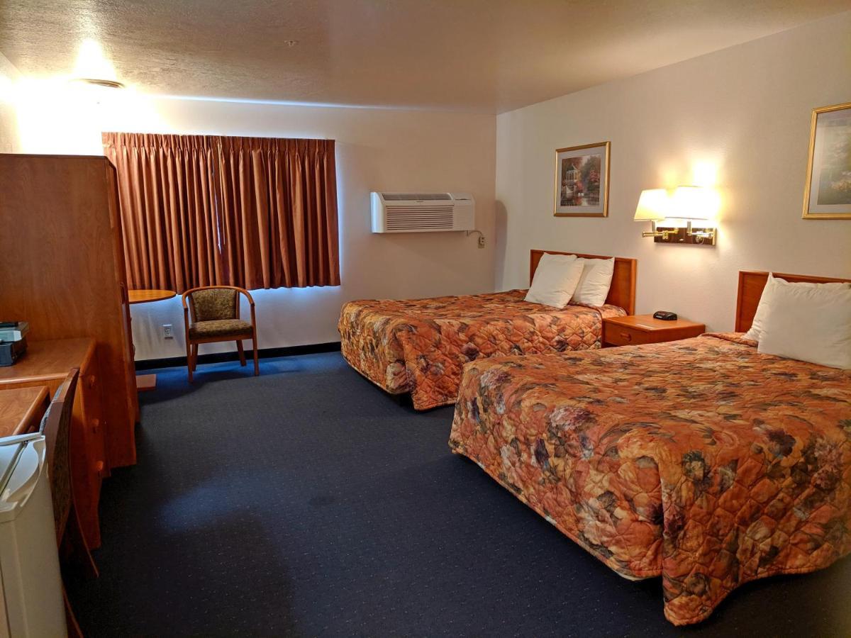 Aquarius Inn Bicknell Eksteriør billede